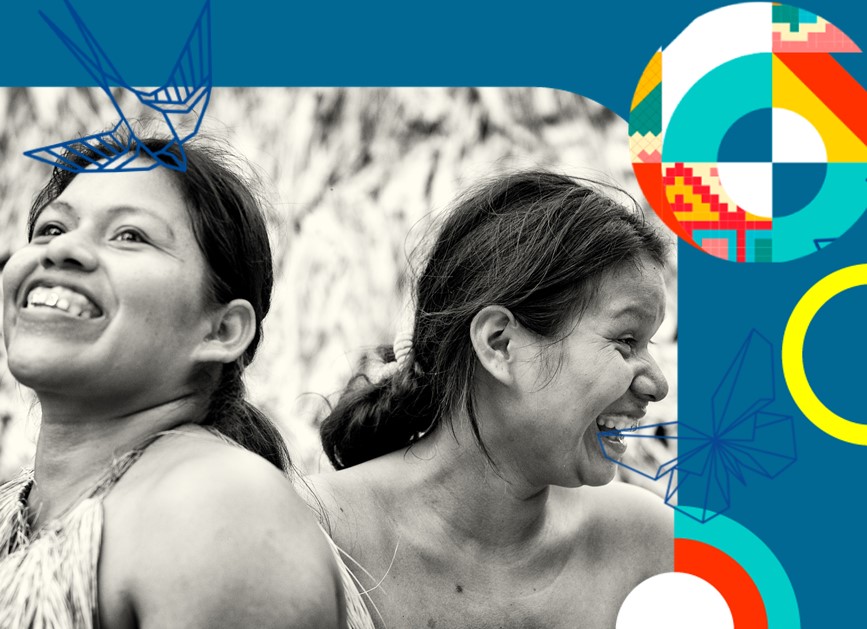 Mujeres sonriendo